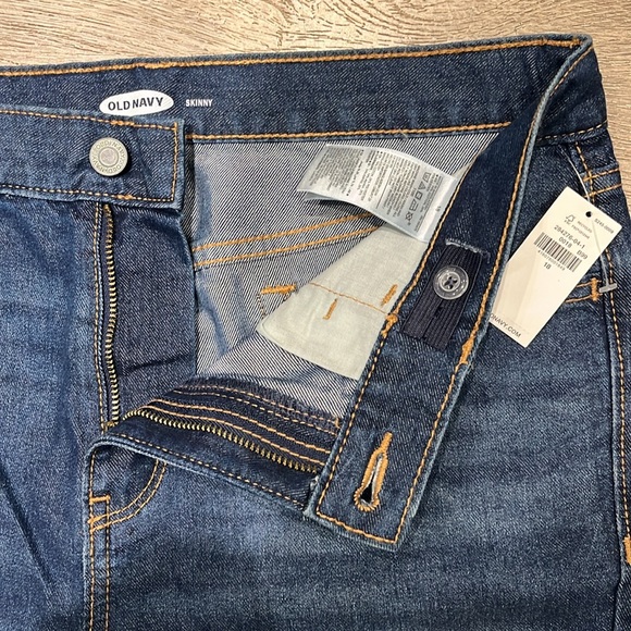 Old Navy slightly faded denim boys size 18 skinny jeans - Picture 2 of 4